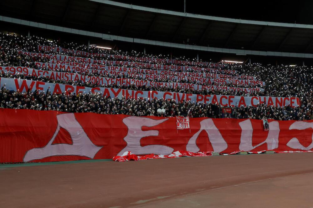 "DELIJAMA" STIGAO ODGOVOR DIREKTNO IZ RUSIJE! Transparent navijača Zvezde izazvao BURU! (FOTO)