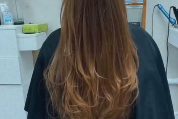 ŽENE NA INTERNETU U TRANSU ZBOG FRIZERSKOG TRIKA: Rešava problem koji muči 90 posto njih (VIDEO)