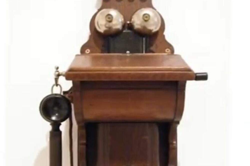 PRE 139 GODINA SE ZAČULO PRVO "HALO" U BEOGRADU:Od 1 broja SVI su bežali kao ĐAVO od KRSTA! Neverovatna PRIČA! FOTO