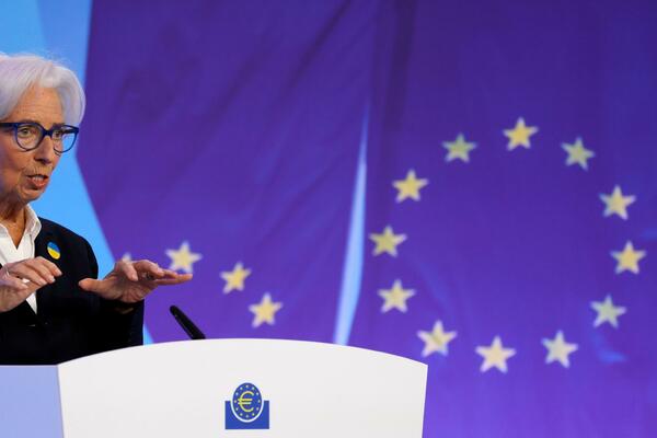 NEOČEKIVAN POTEZ PREDSEDNICE ECB! Govorila o izlasku iz NEGATIVNIH kamatnih stopa, iznenadila JAVNOST