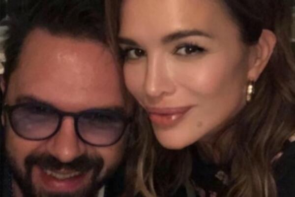 ISPLIVALA PRIVATNA FOTKA SEVERINE I PETRA GRAŠE OD PRE 22 GODINE: Nikada ne bi rekli da su zvezde a ni prepoznali!