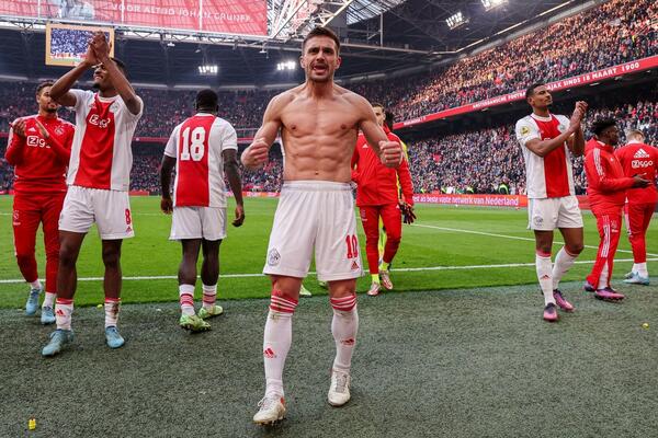 LAKO JE AJAKSU KADA IMA TADIĆA - "VADIO KESTENJE IZ VATRE"! (VIDEO)