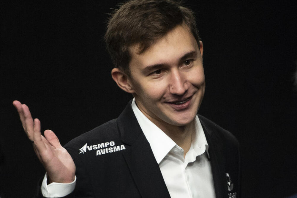 SKUPO GA KOŠTALA IZJAVA O SUKOBU U UKRAJINI! Svetska šahovska federacija izrekla OŠTRU kaznu! (FOTO)