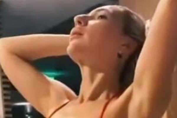 ŠOK! PRIVATNI HOT VIDEO JOVANE JEREMIĆ BACIO NACIJU U TRANS: NAMEŠTA GAĆICE DOK SE TRLJA I UVIJA MOKRA I POLUGOLA!