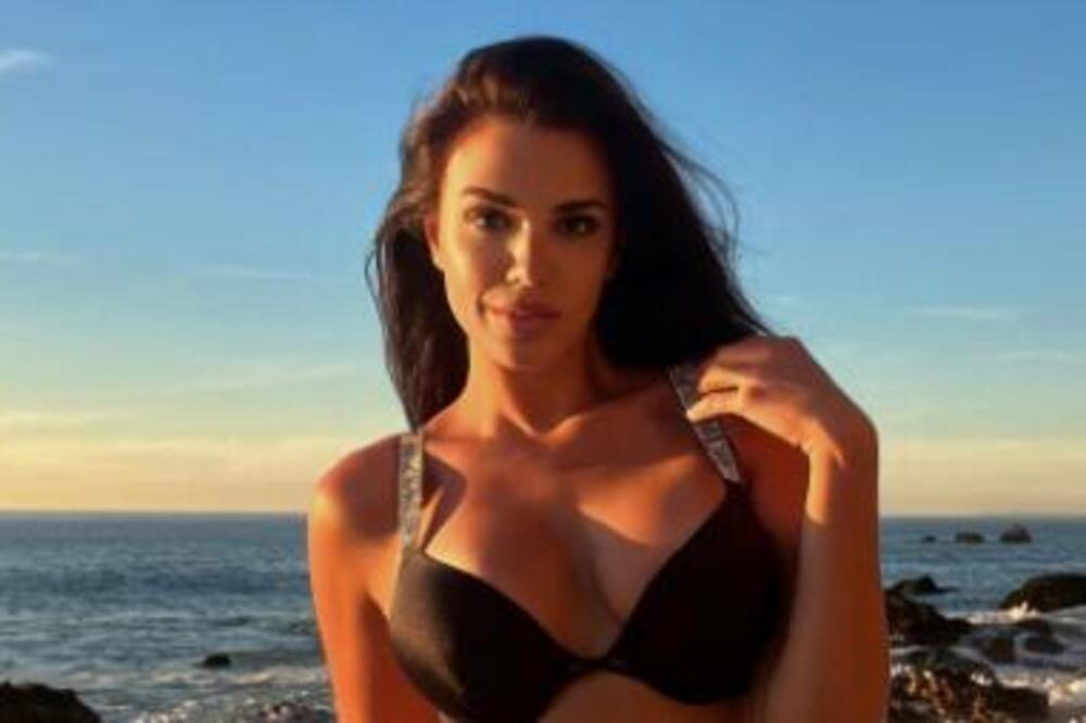 KAD SE OVA HRVATICA SKINE, MUŠKARCI SKOČE KAO OPARENI: Mnogi bi da je OTPOZADI FOTKAJU, TOLIKO JE DOBRA (FOTO)