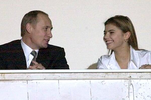 OVO JE ČOVEK KOJI JE OTKRIO SOČNE DETALJE PUTINOVE LJUBAVNE AFERE! Policija ga neumorno goni, raspisana poternica!