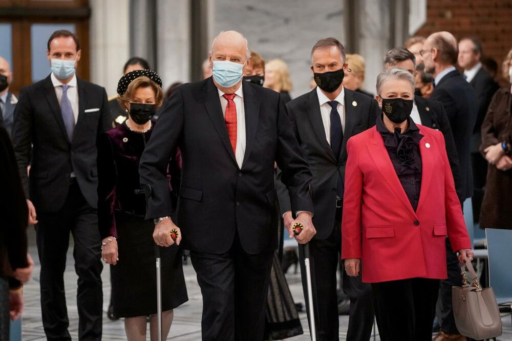 NORVEŠKI KRALJ POZITIVAN NA KORONU! Poznato ko će preuzeti njegove dužnosti za vreme oporavka