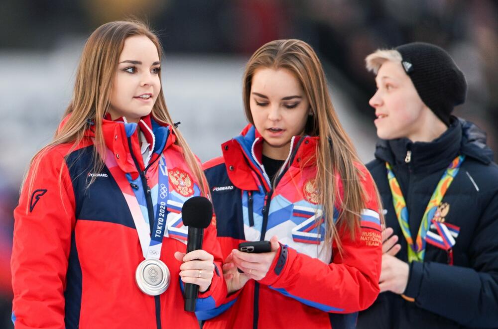 Dina Averina, Arina Averina