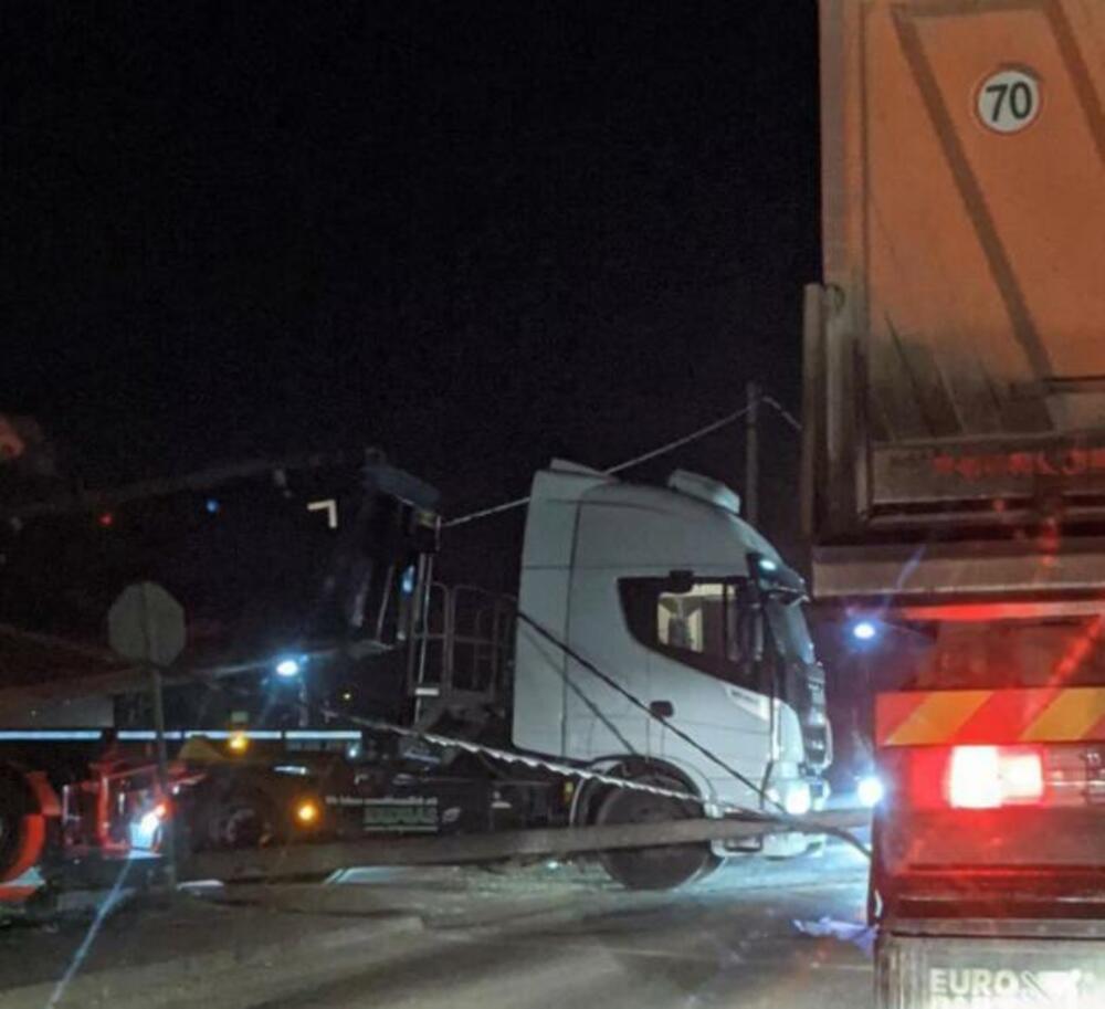 Saobraćajna nezgoda kod Resnika