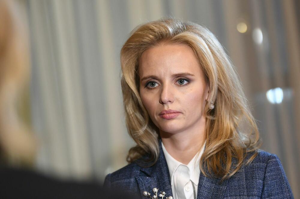 RAT U UKRAJINI UNIŠTIO NADE PUTINOVE NAJSTARIJE ĆERKE: Marija se RAZVELA, a propao joj je i unosan POSAO?