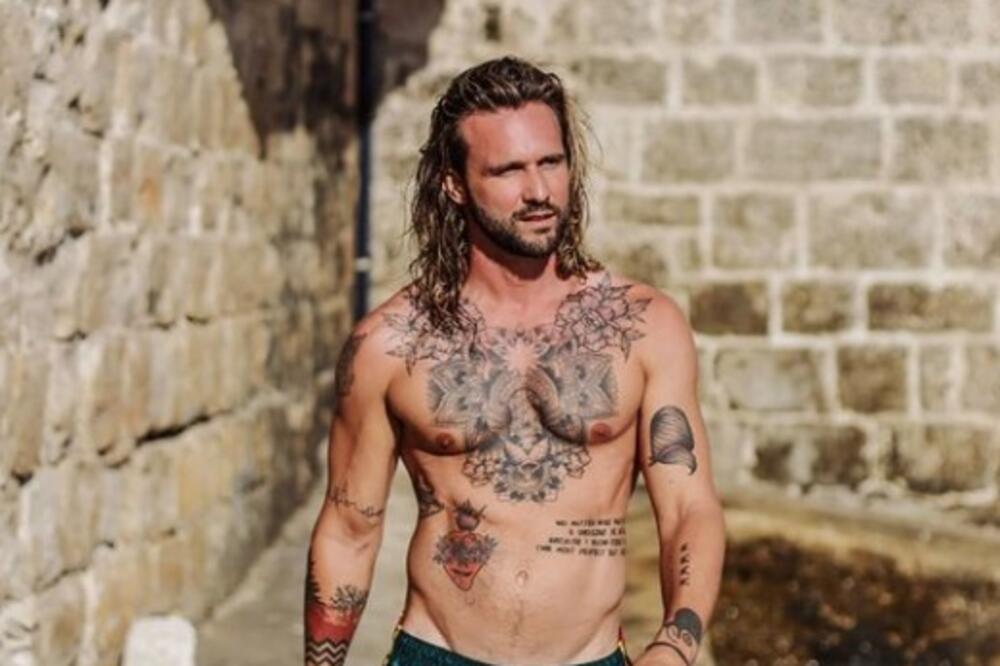 HRVAT KOJI ODUZIMA DAH A TEK DA MU VIDITE OCA: Žene će podivljati zbog njega, skinuće vam svaku mrvicu nevinosti!