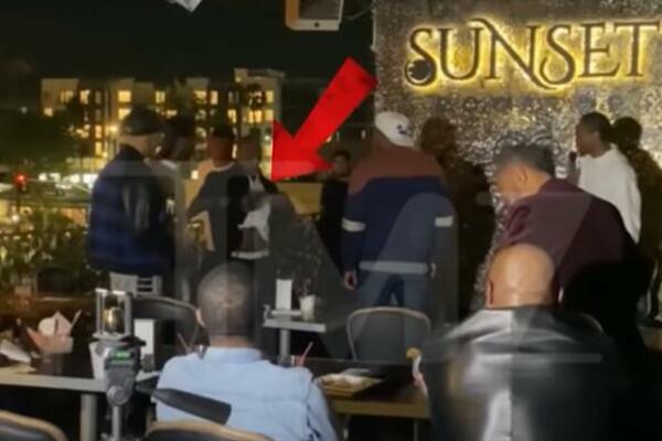 Hteo tuču sa Tajsonom! IZVUKAO PIŠTOLJ! Slavni bokser reagovao IZNENAĐUJUĆE! (VIDEO)