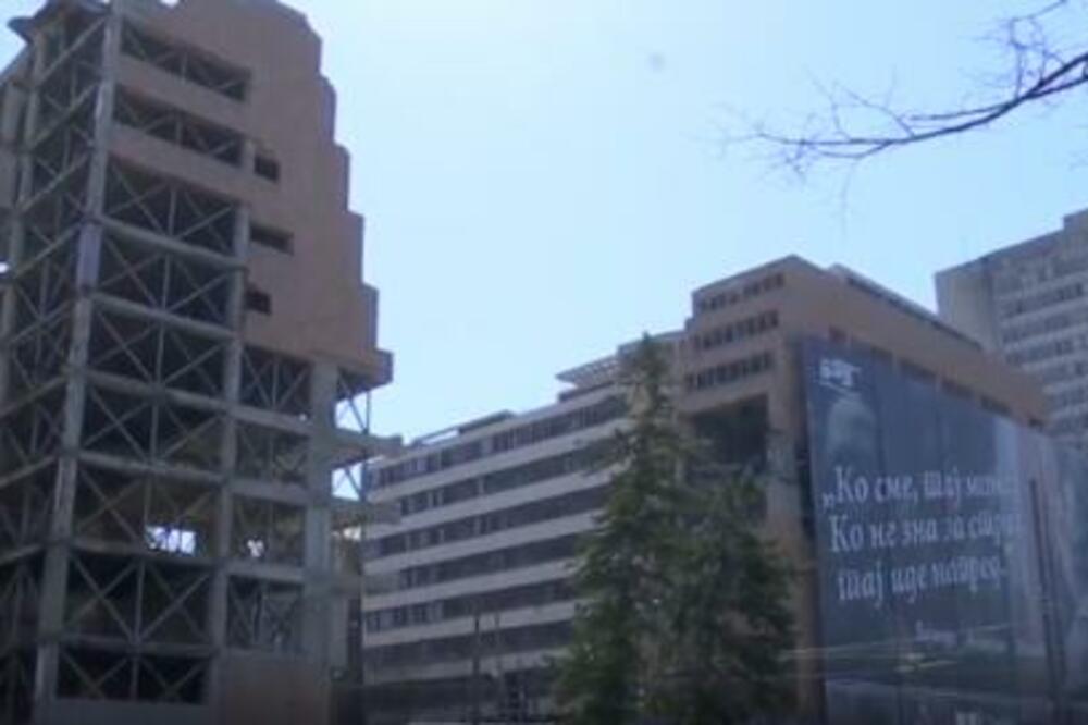 KO SME TAJ MOŽE, KO NE ZNA ZA STRAH IDE NAPRED! Ali zašto zgrada GENERALŠTABA 23 godine čeka REŠENJE?