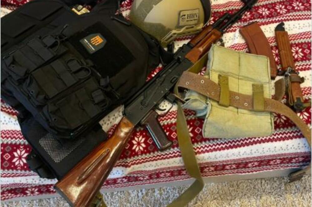 Živimo iz sata u sat, iz minuta u minut! TENISER JE BIO MIROLJUBIV, SADA RAT NE VODI SAMO PUŠKOM!