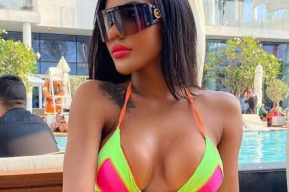 PLEJBOJ MODEL RADI OVO MUŠKARCIMA I ZARAĐUJE PREKO 1500 EVRA: Zbog njene VEŠTINE, i ŽENE joj plaćaju (VIDEO)