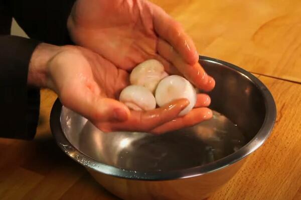 OVO POVRĆE VIŠE NIKADA NEĆETE JESTI SIROVO: Nemate pojma da može DA BUDE ŠTETNO ZA ZDRAVLJE