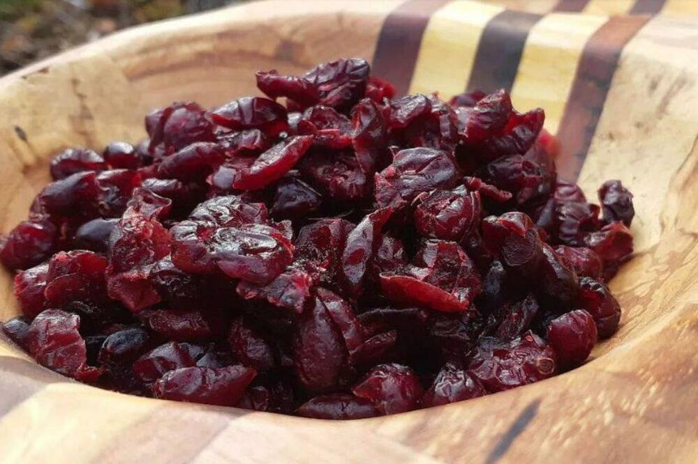 SUPER VOĆE ZA ZDRAVO SRCE! Rešava sve infekcije, ali u 1 obliku ga NIPOŠTO NE JEDITE