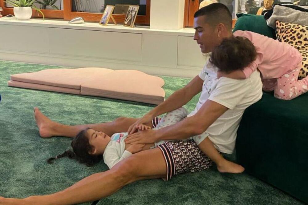 TAJNA RONALDOVE DECE ZA KOJU JE PLATIO BOGATSTVO!