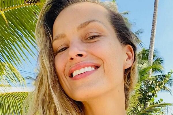 SLAVNOJ MANEKENKI VERENIK POGINUO PRED OČIMA: Petra preživela PAKAO kada ju je zadesila STRAVIČNA TRAGEDIJA! (FOTO)