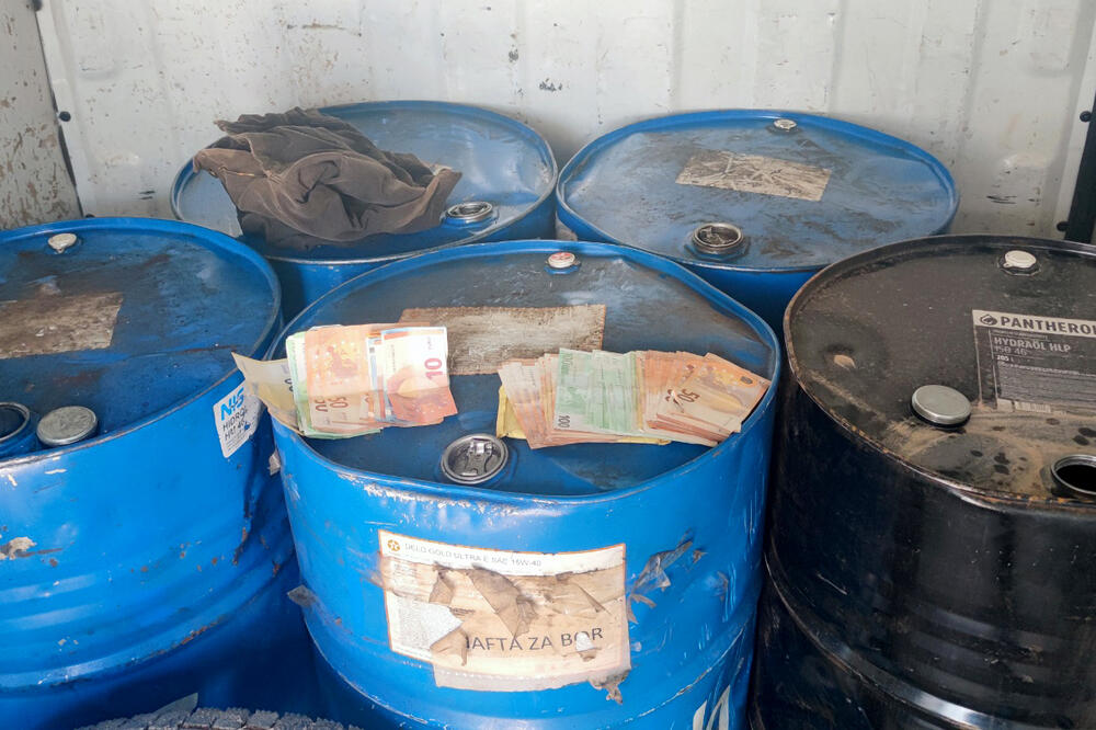 "PALI" ŠVERCERI GORIVA U SMEDEREVU: Policija zaplenila oko 1.600 litara DIZELA! (FOTO)