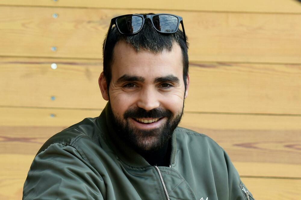 Glumac je takođe priznao i da je u jednom trenutku svog života bio na raskrsnici i poželeo da odustane od profesije koju je izabrao