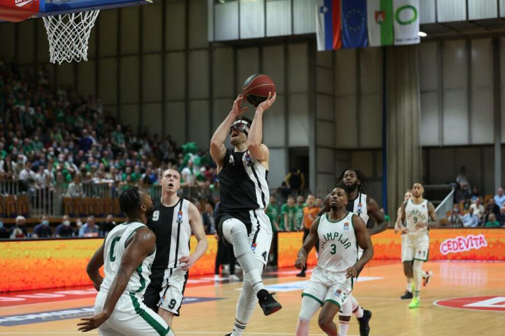 CEDEVITA POPILA KAZNU: Ekipa iz Ljubljane je debelo sankcionisana, i to sve zbog KEKSA!