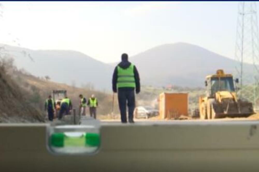 RADNICI NA GRADILIŠTU TOPE SE KAD UPEKNE ZVEZDA: Postoji li neki zakon koji njih štiti?