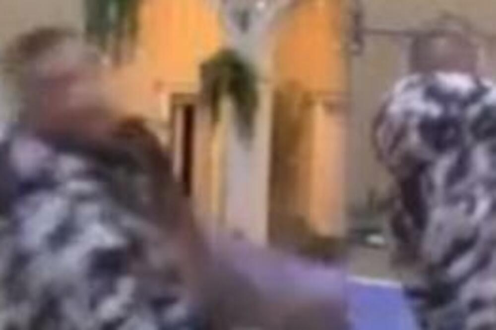 MENSUR UNIŠTIO IMANJE ZADRUGE: Razlomio TELEVIZORE I KAMERE, razlupao IMAGINARIJUM! (VIDEO)