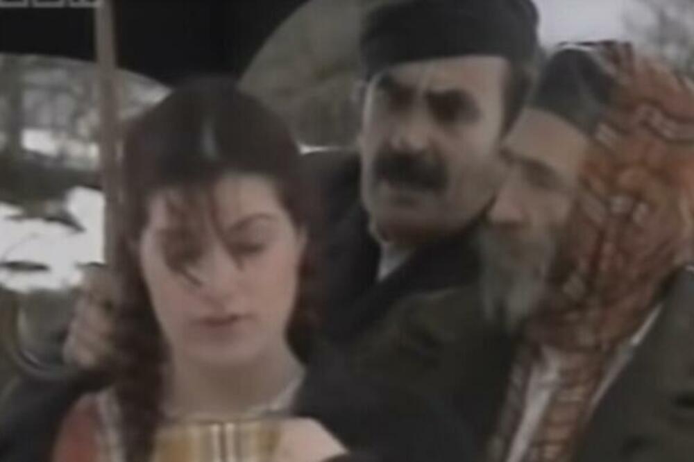 NEISKUSNU MILIJANU IZ "ĐEKNE" SVI SU GLEDALI NA TV-U: Nakon 3 decenije izašao dokaz o tome KAKVA JE BOMBA (FOTO)