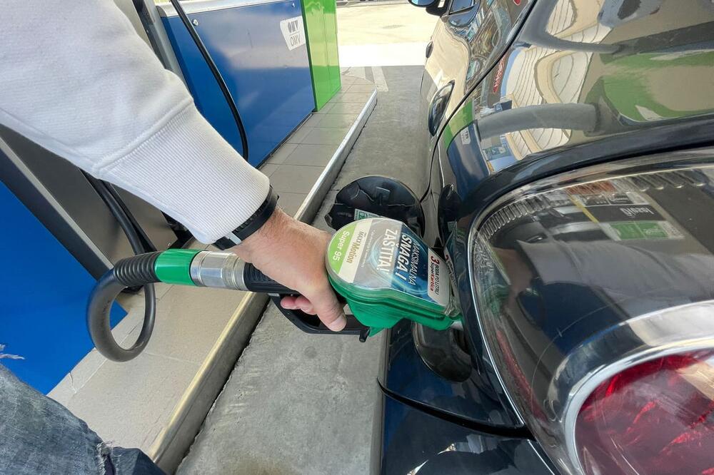 DA LI SE ISPLATI VOZITI AUTO NA GAS? Uvek je bio jeftiniji od benzina i dizela, a evo kakva je situacija sad!