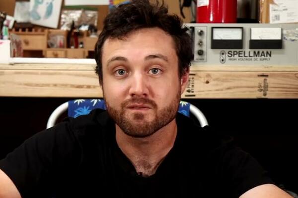 PROVEO JE SAMO 2 DANA U BOLNICI, A ONDA GA JE SAČEKALO OVO: Na pamet mu je PALA GENIJALNA IDEJA! VIDEO