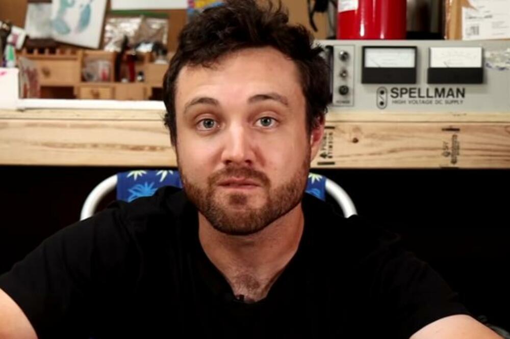 PROVEO JE SAMO 2 DANA U BOLNICI, A ONDA GA JE SAČEKALO OVO: Na pamet mu je PALA GENIJALNA IDEJA! VIDEO