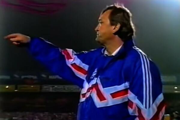 ŠVABO JE SUZNIH OČIJU SAOPŠTIO BOLNU ODLUKU: Ostavka na mestu selektora Jugoslavije NAJTEŽE mu je pala! (VIDEO)