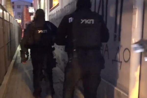 VELIKA POLICIJSKA AKCIJA U LESKOVCU: Pogledajte samo ZA ŠTA SU OPTUŽENI OVI LJUDI, AU!