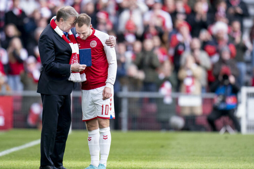 POTEZ ZA DIVLJENJE U KOPENHAGENU: Svi pričaju o divnom gestu navijača Srbije! (FOTO)