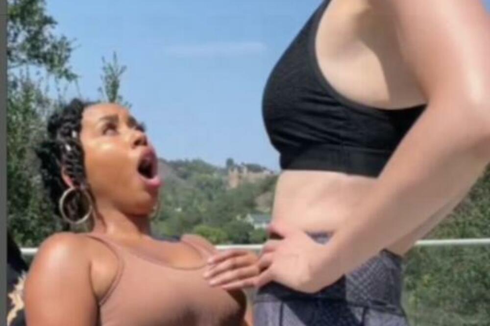 OVA RUSKINJA IMA NAJVEĆE, I NJIMA DRŽI SVETSKI REKORD: Muškarci, ovo ćete hteti da vidite (FOTO)