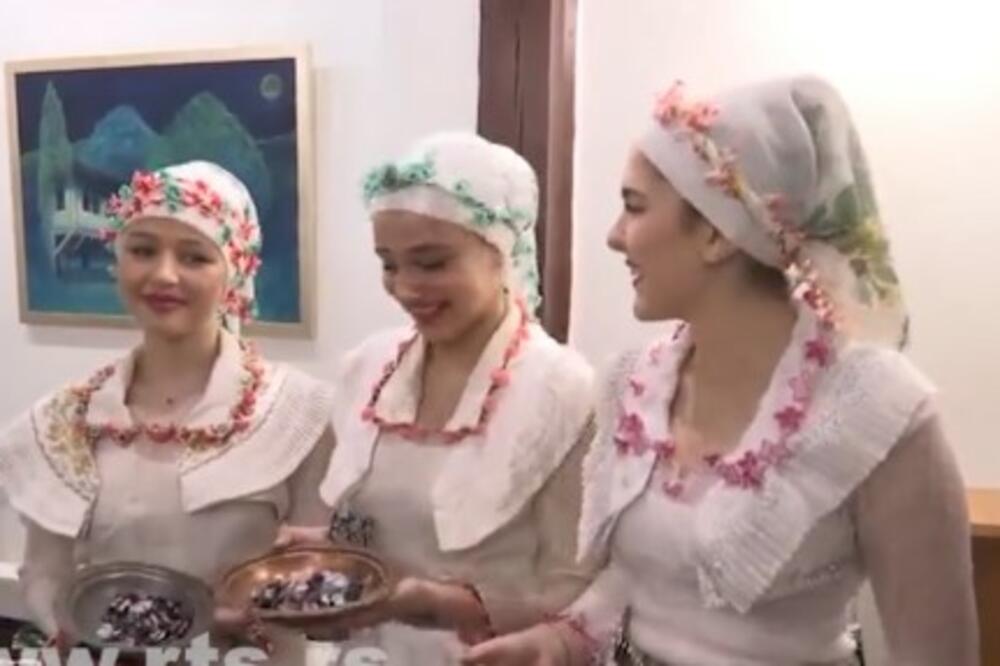 DA LI ZNATE ŠTA SU OJICE? Evo kako se izrađuju (FOTO)