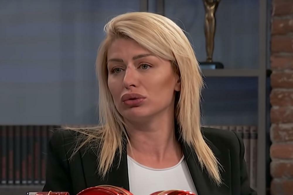 ''Zbog batina sam završila u bolnici'' Manekenka optužila partnera da ju je maltretirao u trudnoći i oduzeo sina!