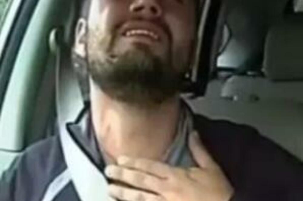 GLEDALI SU SMRT U OČI KAD IH JE PRESREO NARKO KARTEL: Ridali su na sav glas i preklinjali da ih ne ubiju (VIDEO)