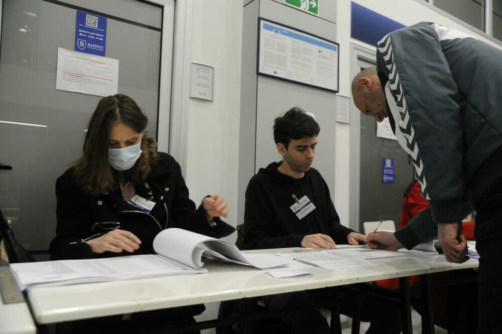 CRTA: Do 13 sati na ponovljenim izborima u Beogradu izlaznost oko 17 odsto