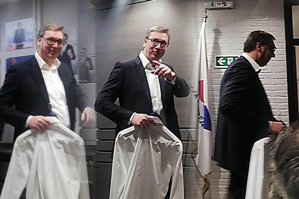 VUČIĆ STIGAO U ŠTAB SNS-A: Jedna neobična stvar je svima zapala za oko (FOTO)