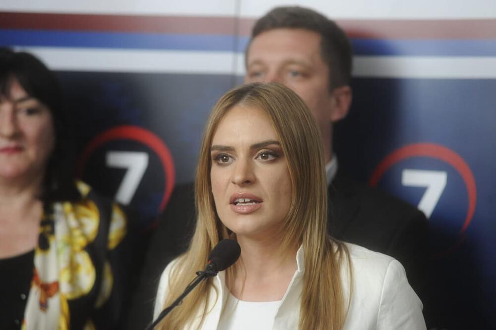 ŠOOOK! DA LI ZNATE KOLIKO GODINA IMA MILICA ZAVETNICA?! Kad budete videli ostaćete PATOSIRANI, JAKO JE MLADA