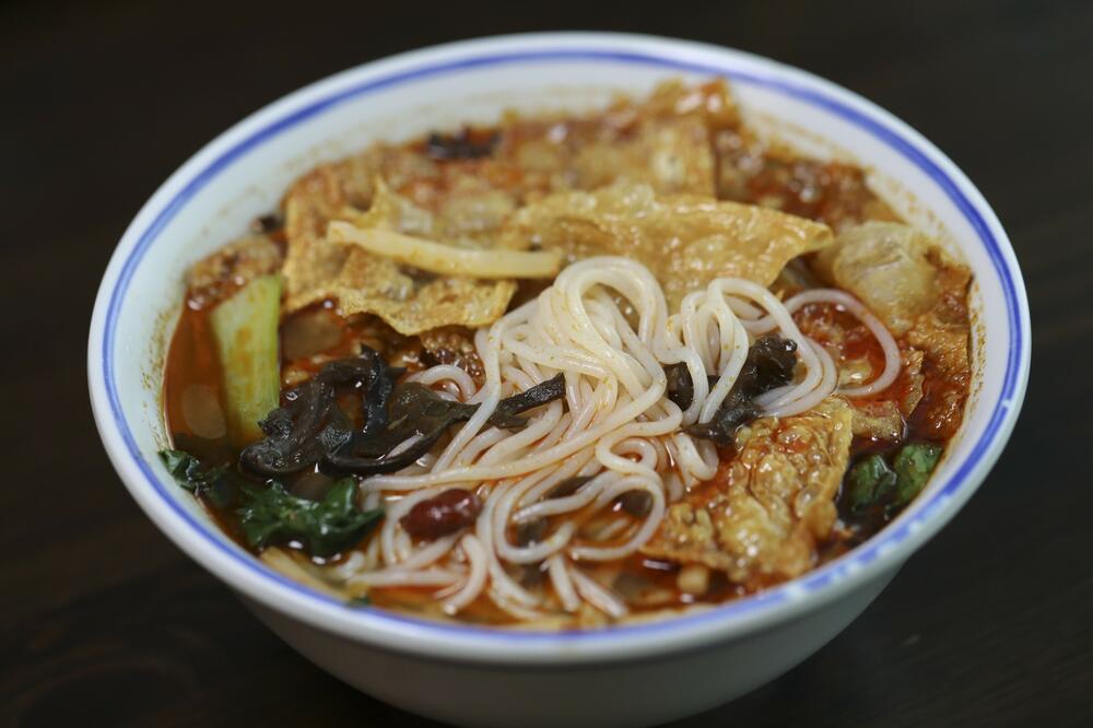 UKOLIKO POJEDETE PUŽA, EVO ŠTA STE UNELI U SEBE! Nutricionisti su jasni po OVOM PITANJU