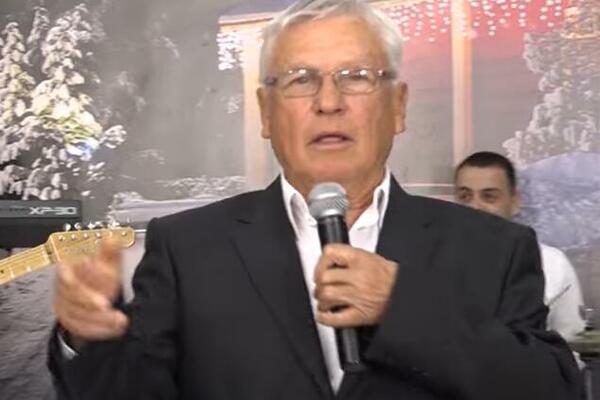 Našeg pevača udario grom, živog ga sahranili, ALI TAKO SE NIJE DESILO: Priča je postala URBANA LEGENDA,istina je...