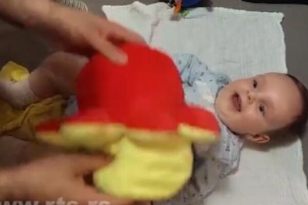 VUKANOVA JEDINA NADA ZA IZLEČENJE JE "NAJSKUPLJI LEK NA SVETU": Akcije za POMOĆ širom Srbije i inostranstva! (FOTO)