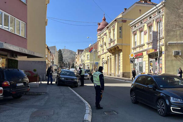 UHAPŠEN POLICAJAC IZ NOVOG PAZARA ZBOG PRIMANJA MITA: "Fingirao" saobraćajku za 100 evra