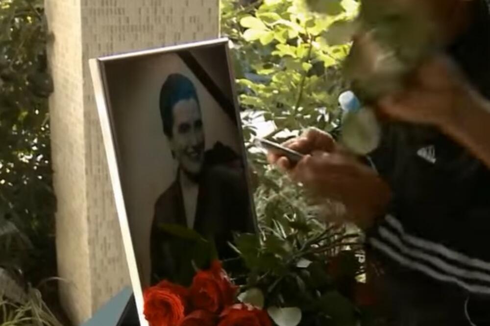 POSLEDNJA ŽELJA PRED SMRT, A IZBOR NIJE BIO SLUČAJAN: Evo zašto je Jovanka Broz sahranjena baš uz OVU PESMU! (FOTO)