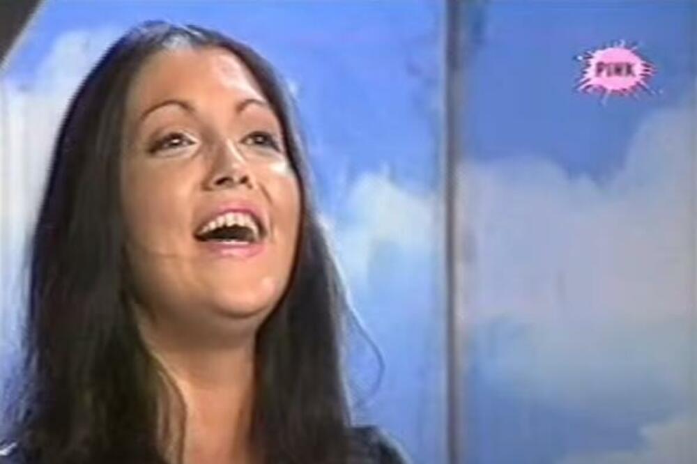 PEVAČICA JE RODILA NAŠU VELIKU ZVEZDU, UDAVALA SE 2 PUTA A SADA IMA DRUGO ZANIMANJE: Isplivao snimak ZLATA VREDAN!