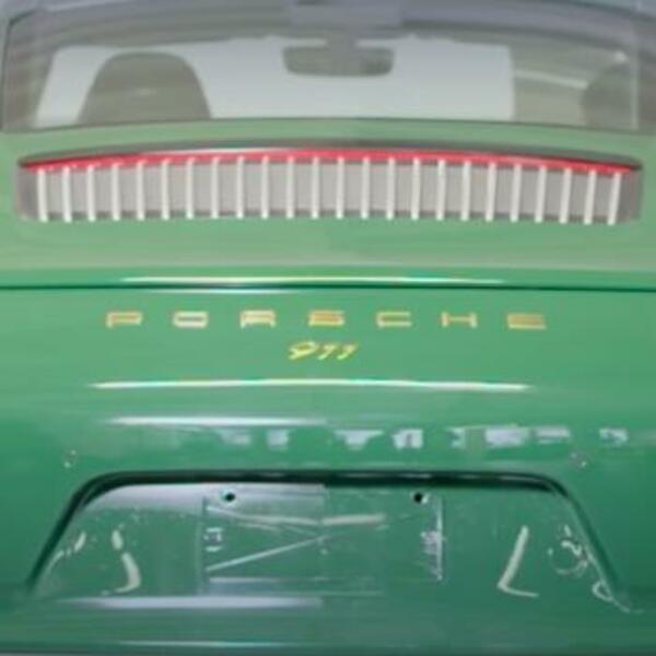 PORŠE ULAŽE ENORMNU CIFRU NOVCA KAKO BI SPASIO LEGENDARNI 911: Na nameravaju da dignu ruke! (VIDEO)