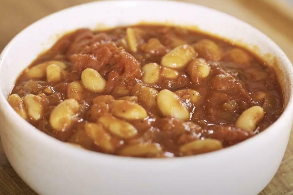 POSAN PASULJ NA VODI, IDEALAN ZA GOSPOJINSKI POST: Pikantan i punog ukusa, NEMA RAZLIKE i kompromisa (RECEPT)